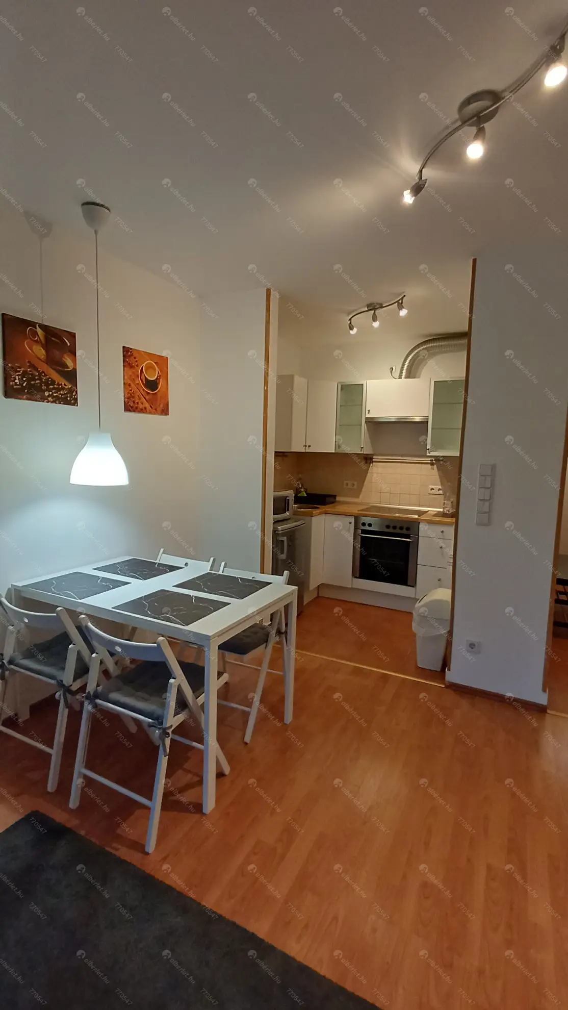 Kiadó albérlet 170000 Ft/hó áron: ,   . Mérete: 40 nm, 1 szobás | Alberlet.hu - 6574297