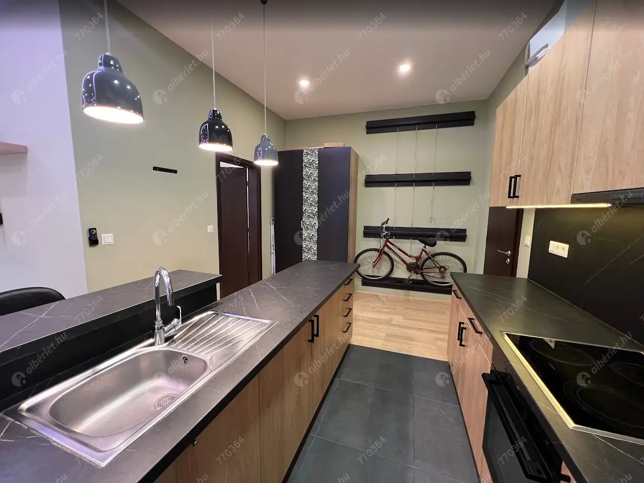 Kiadó albérlet 650000 Ft/hó áron: ,   . Mérete: 90 nm, 3 szobás | Alberlet.hu - 6571586