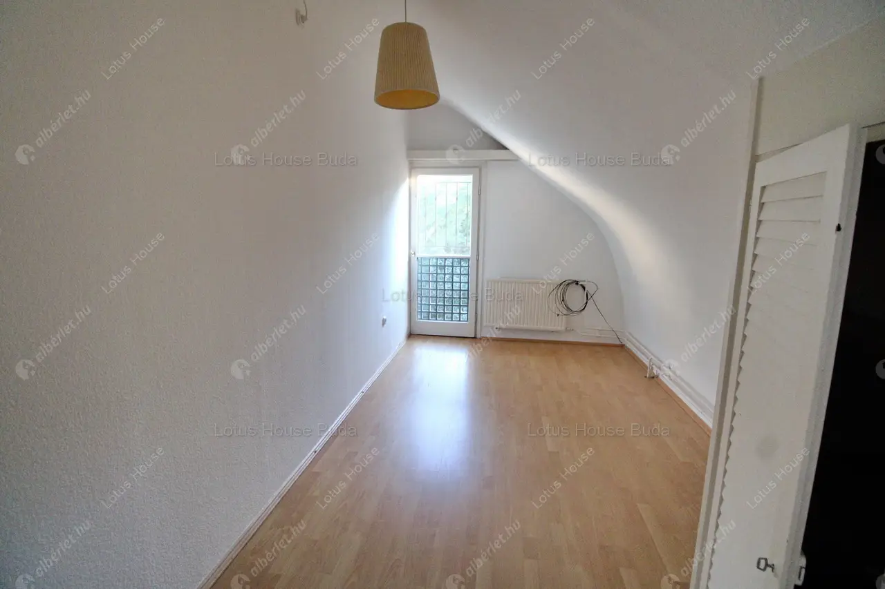 Kiadó albérlet 0 Ft/hó áron: ,   . Mérete:  nm, 1 szobás | Alberlet.hu - 6067712