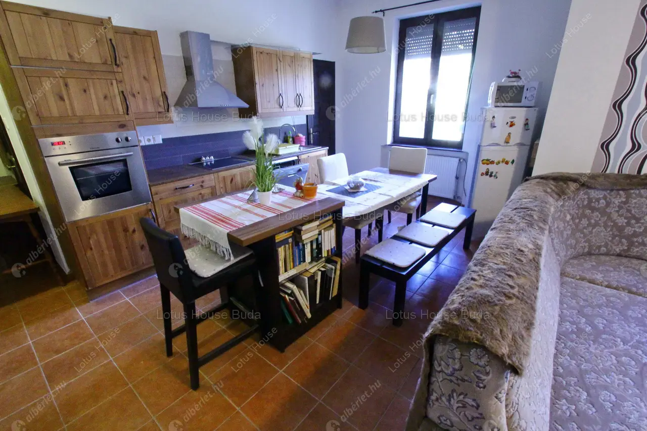 Kiadó albérlet 0 Ft/hó áron: ,   . Mérete:  nm, 1 szobás | Alberlet.hu - 6143380