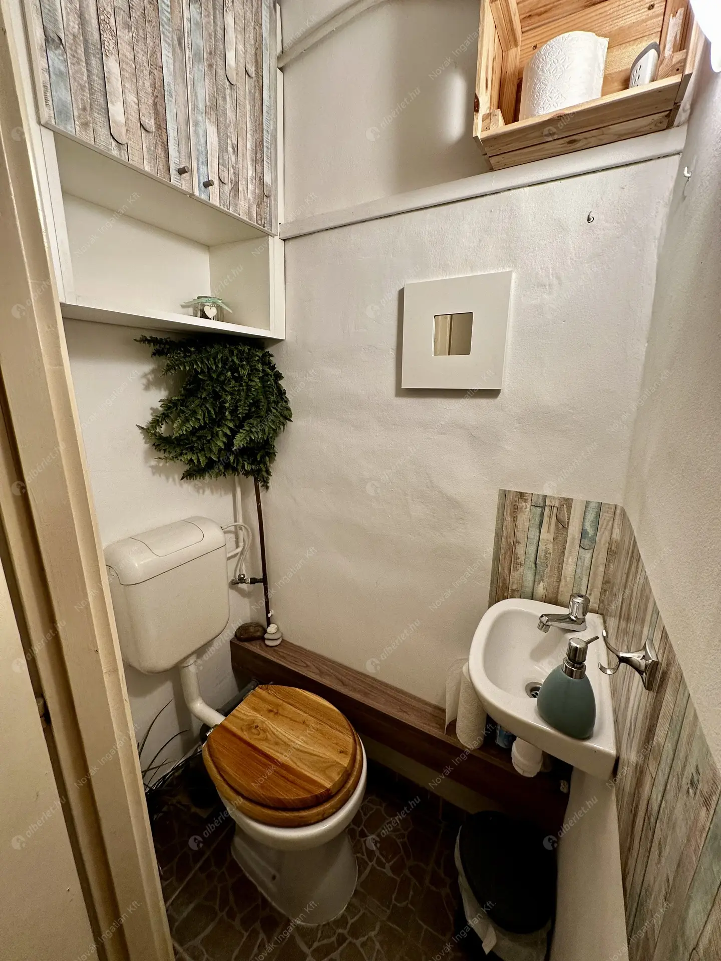 Kiadó albérlet 0 Ft/hó áron: ,   . Mérete:  nm, 1 szobás | Alberlet.hu - 6463290