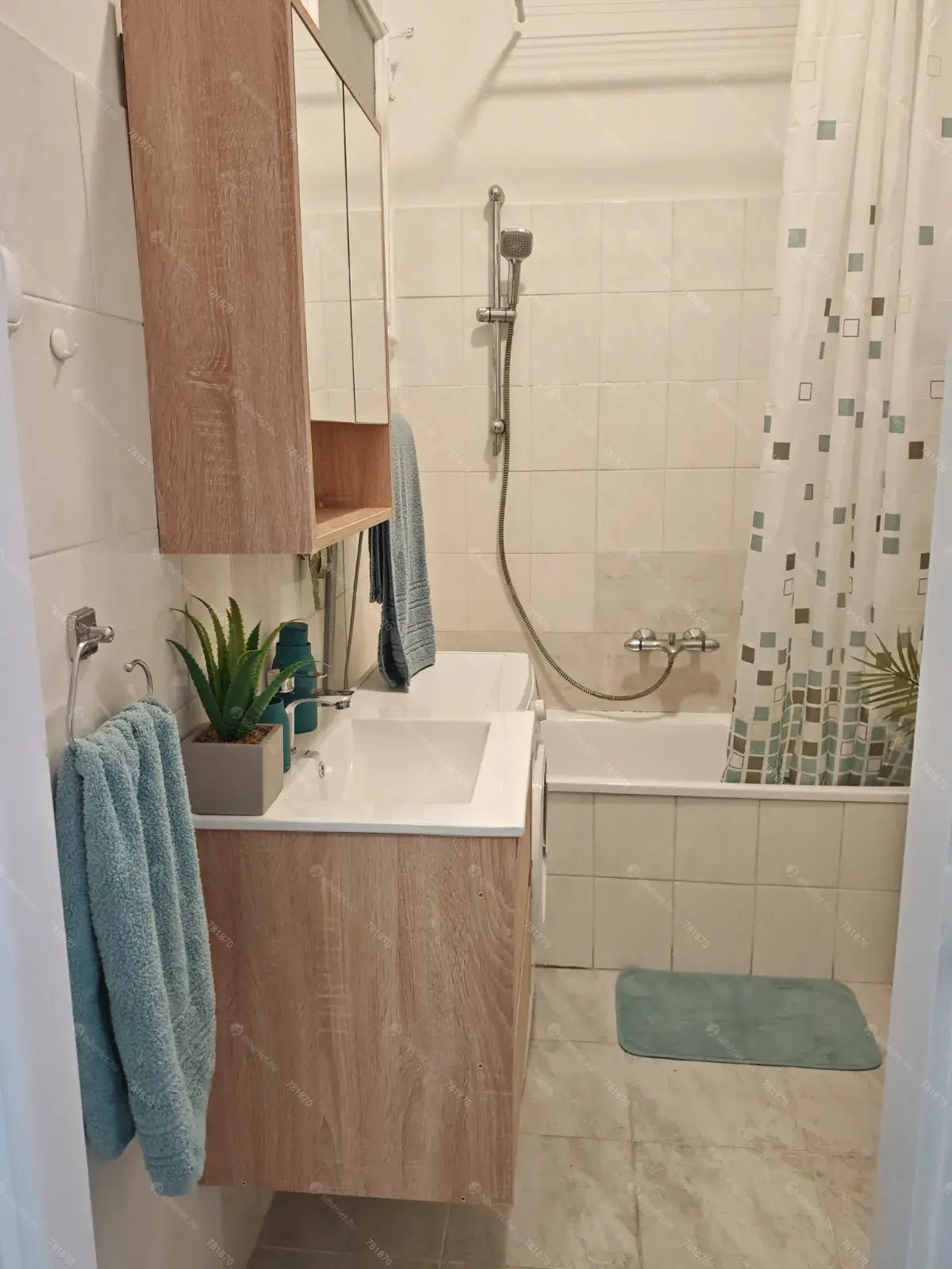 Kiadó albérlet 0 Ft/hó áron: ,   . Mérete:  nm, 1 szobás | Alberlet.hu - 6790995