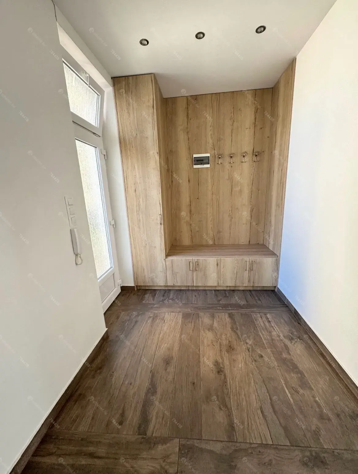 Kiadó albérlet 0 Ft/hó áron: ,   . Mérete:  nm, 1 szobás | Alberlet.hu - 6835826