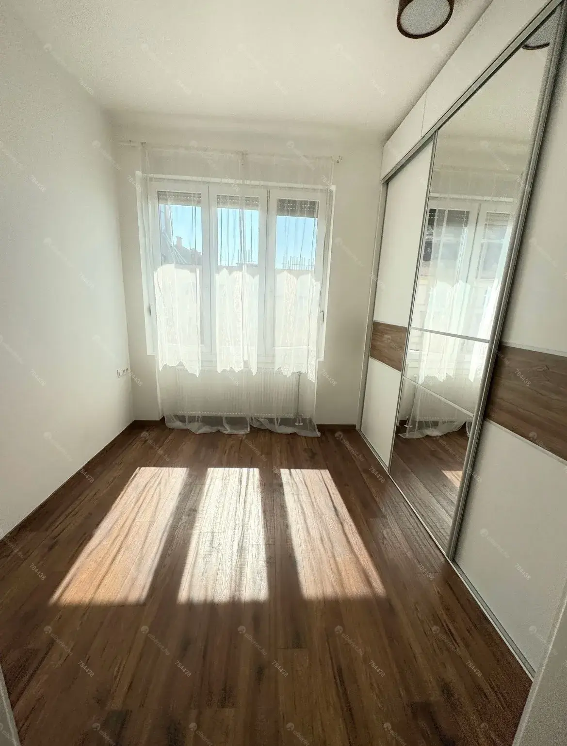 Kiadó albérlet 0 Ft/hó áron: ,   . Mérete:  nm, 1 szobás | Alberlet.hu - 6835828