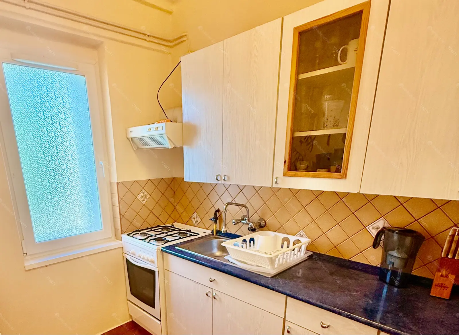 Kiadó albérlet 300000 Ft/hó áron: Balatonfüred,  Arad utca. Mérete: 71 nm, 3 szobás | Alberlet.hu - 6657247