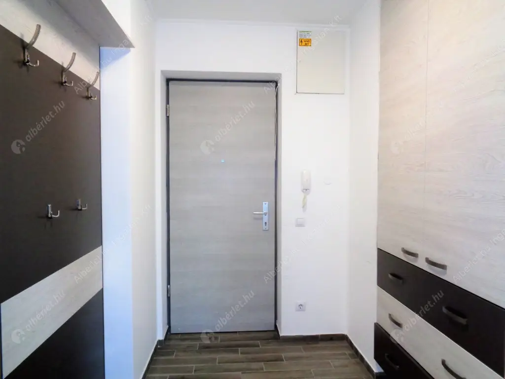 Kiadó albérlet 320000 Ft/hó áron: Biatorbágy,  Kőris utca. Mérete: 72 nm, 2 szobás | Alberlet.hu - 6629158