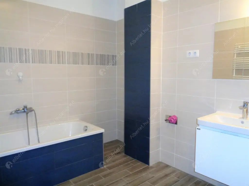 Kiadó albérlet 320000 Ft/hó áron: Biatorbágy,  Kőris utca. Mérete: 72 nm, 2 szobás | Alberlet.hu - 6629162