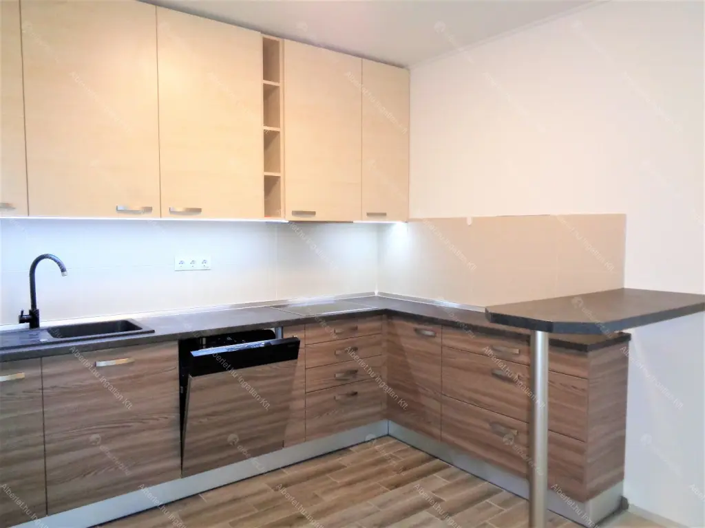 Kiadó albérlet 320000 Ft/hó áron: Biatorbágy,  Kőris utca. Mérete: 72 nm, 2 szobás | Alberlet.hu - 6652785