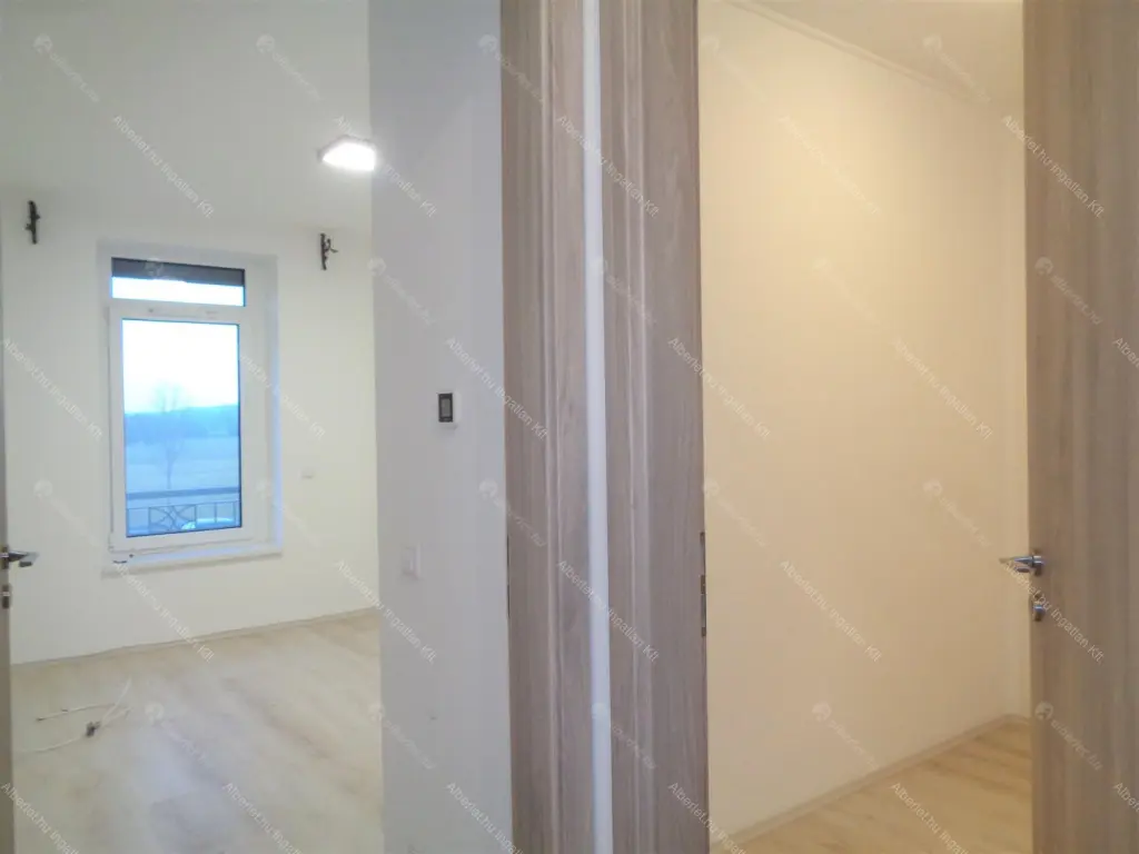 Kiadó albérlet 320000 Ft/hó áron: Biatorbágy,  Kőris utca. Mérete: 72 nm, 2 szobás | Alberlet.hu - 6652793