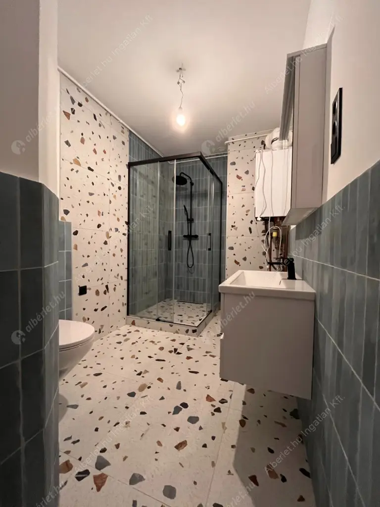 Kiadó albérlet 400000 Ft/hó áron: Biatorbágy,  Rosenbach János utca. Mérete: 86 nm, 4 szobás | Alberlet.hu - 6581164