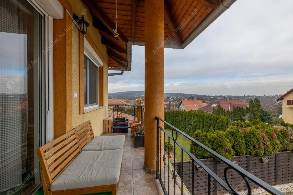 Kiadó albérlet 400000 Ft/hó áron: Biatorbágy,  Rosenbach János utca. Mérete: 86 nm, 4 szobás | Alberlet.hu - 6581166