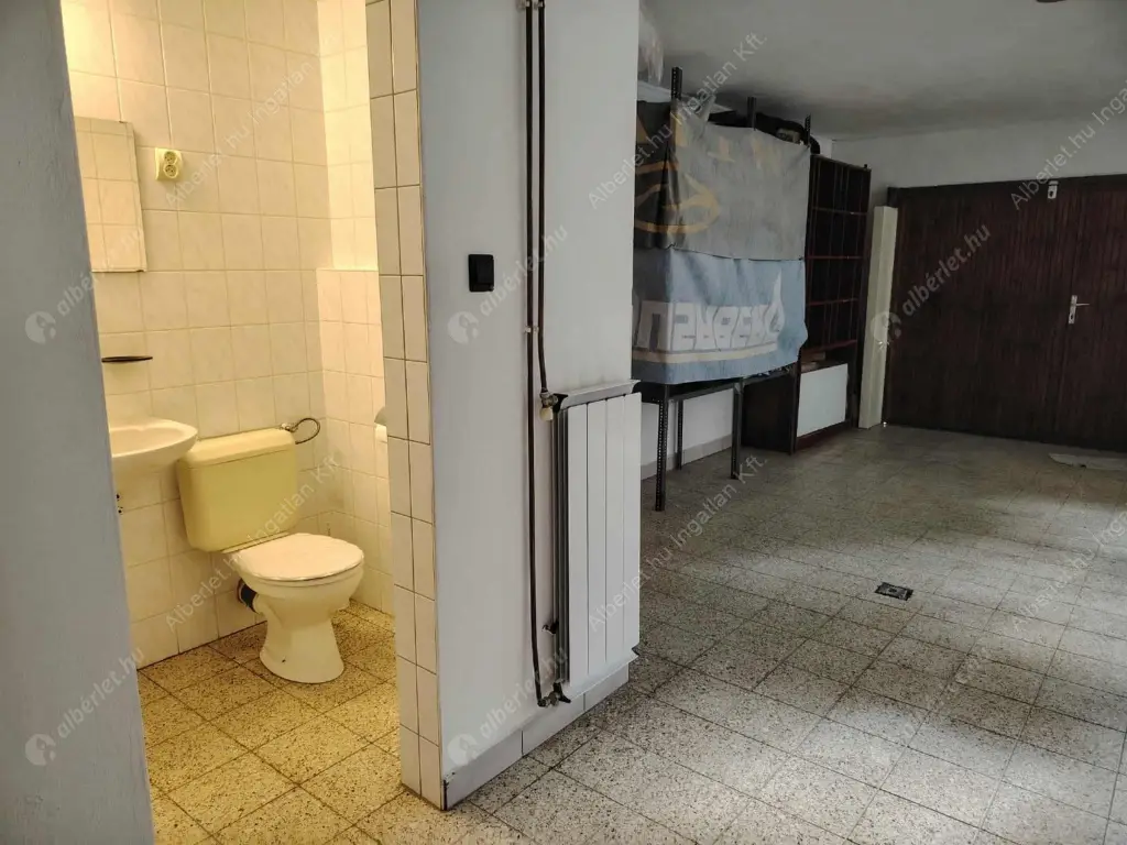Kiadó albérlet 480000 Ft/hó áron: Budakeszi,  Mandula utca. Mérete: 150 nm, 5 szobás | Alberlet.hu - 6560766