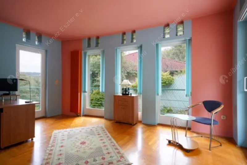 Kiadó albérlet 850000 Ft/hó áron: Budakeszi,  Virágvölgy utca. Mérete: 280 nm, 4 szobás | Alberlet.hu - 6245538