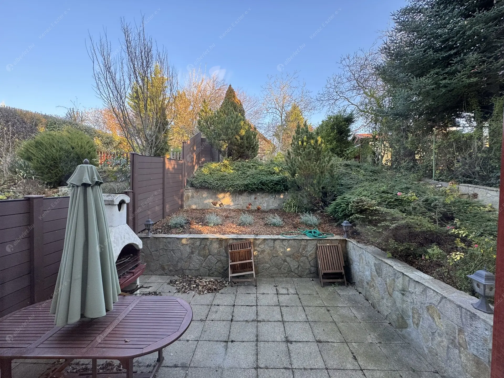 Kiadó albérlet 650000 Ft/hó áron: Budaörs,  Hóvirág utca. Mérete: 130 nm, 4 szobás | Alberlet.hu - 6382106