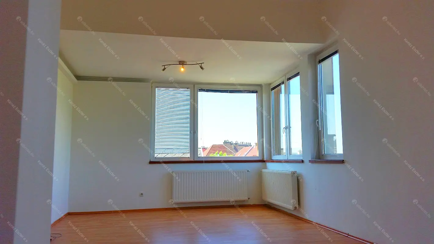 Kiadó albérlet 350000 Ft/hó áron: Budaörs,  Nefelejcs . Mérete: 92 nm, 3 szobás | Alberlet.hu - 6703581