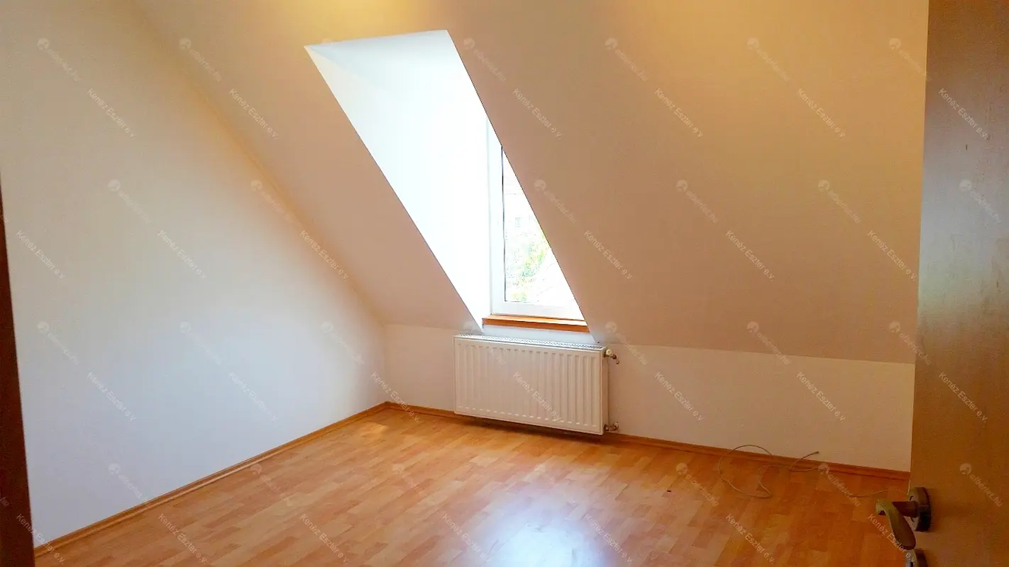 Kiadó albérlet 350000 Ft/hó áron: Budaörs,  Nefelejcs . Mérete: 92 nm, 3 szobás | Alberlet.hu - 6703586