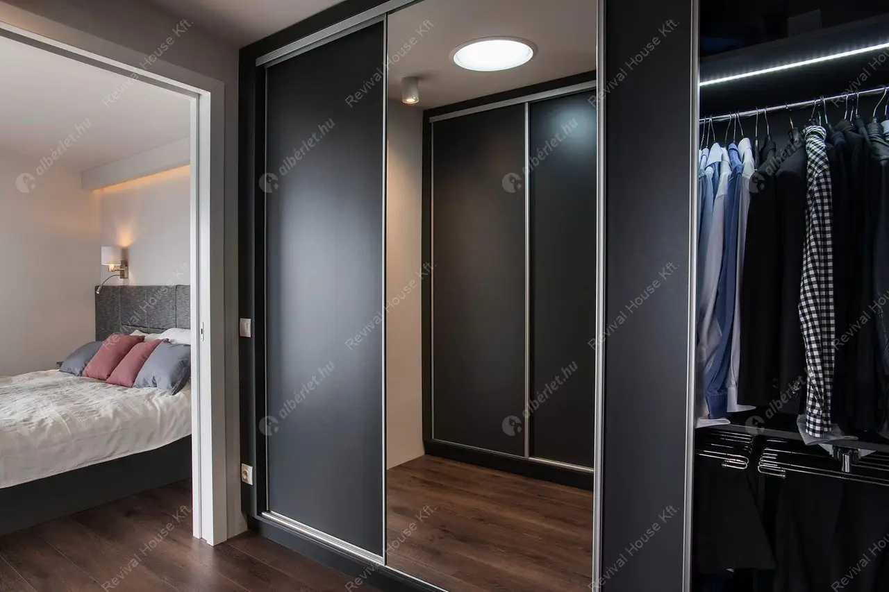 Kiadó albérlet 2000000 Ft/hó áron: Budaörs,  Törökugrató utca. Mérete: 155 nm, 5 szobás | Alberlet.hu - 6590611