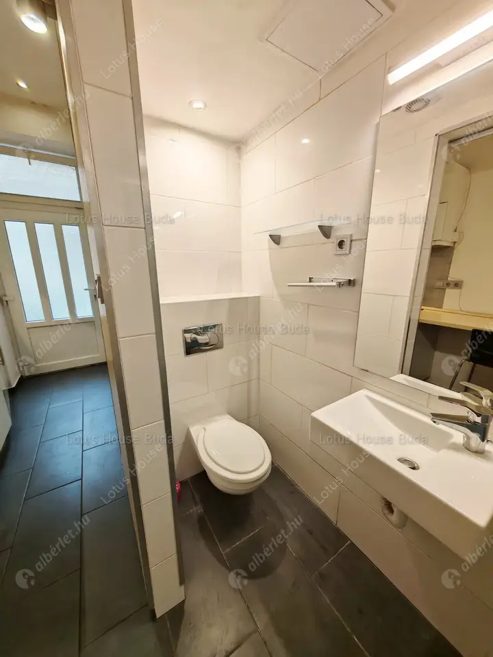 Kiadó albérlet 190000 Ft/hó áron: Budapest, I. kerület  Aladár utca. Mérete: 27 nm, 1 szobás | Alberlet.hu - 6557841