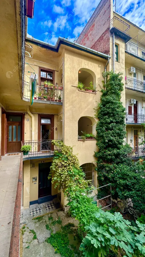 Kiadó albérlet 250000 Ft/hó áron: Budapest, I. kerület  Aladár utca. Mérete: 36 nm, 1 szobás | Alberlet.hu - 6625803