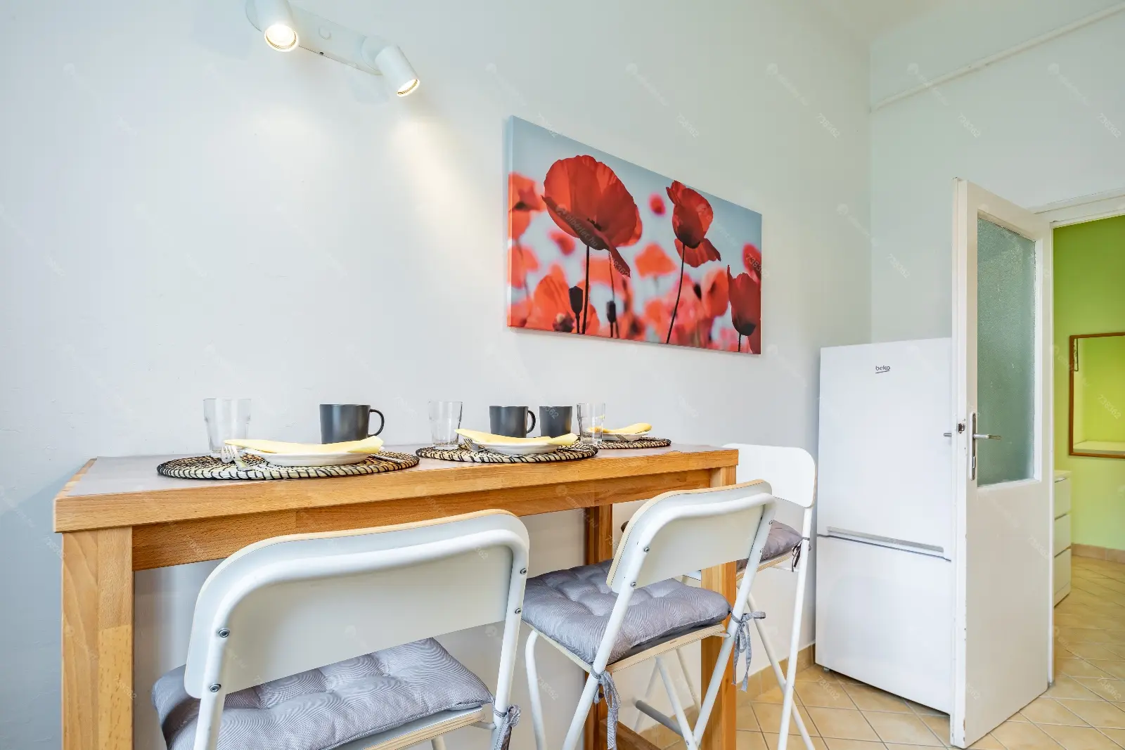 Kiadó albérlet 240000 Ft/hó áron: Budapest, I. kerület   Attila út . Mérete: 40 nm, 1 szobás | Alberlet.hu - 6670040