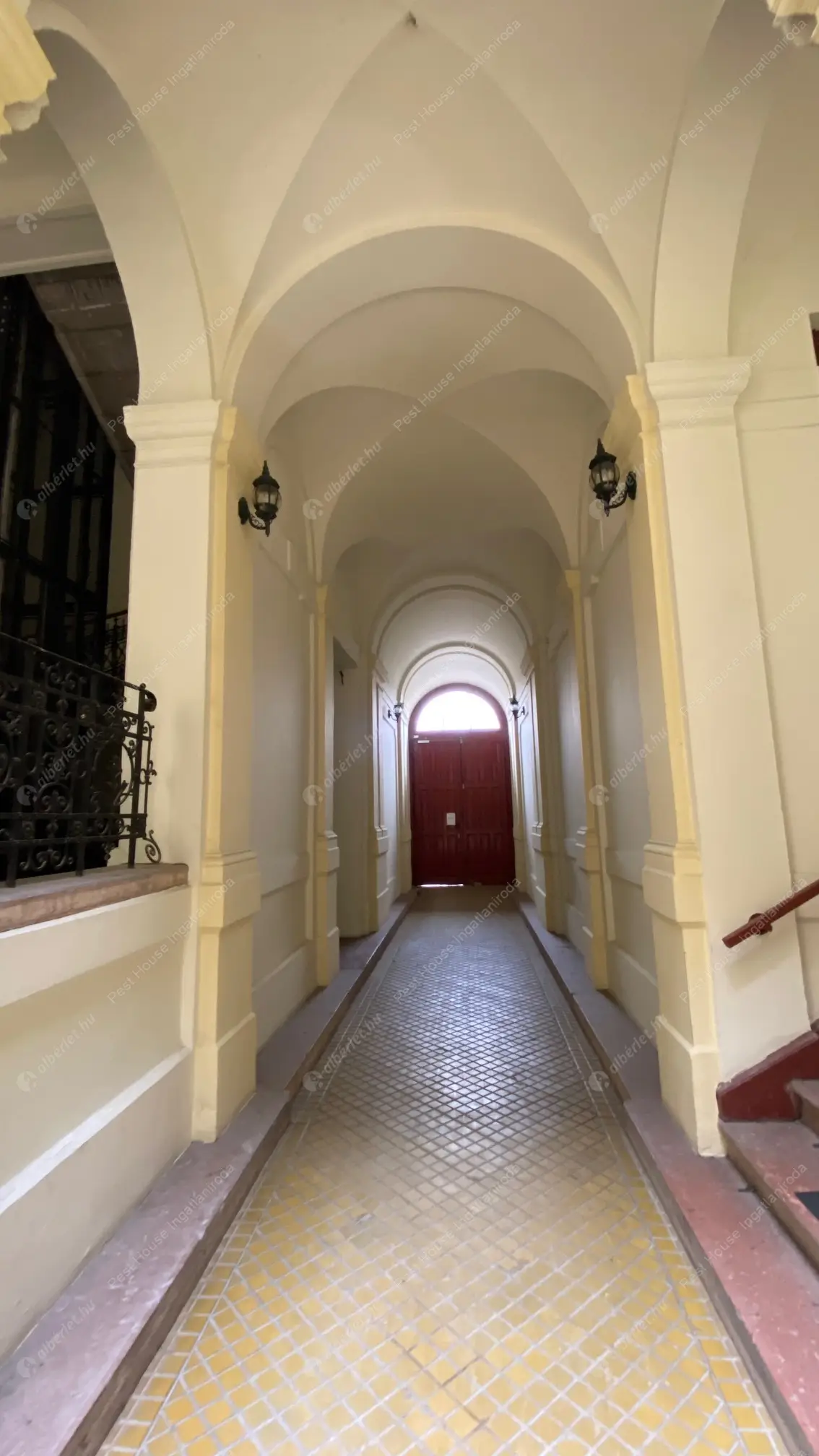 Kiadó albérlet 170000 Ft/hó áron: Budapest, I. kerület  Attila út. Mérete: 27 nm, 1 szobás | Alberlet.hu - 6580400