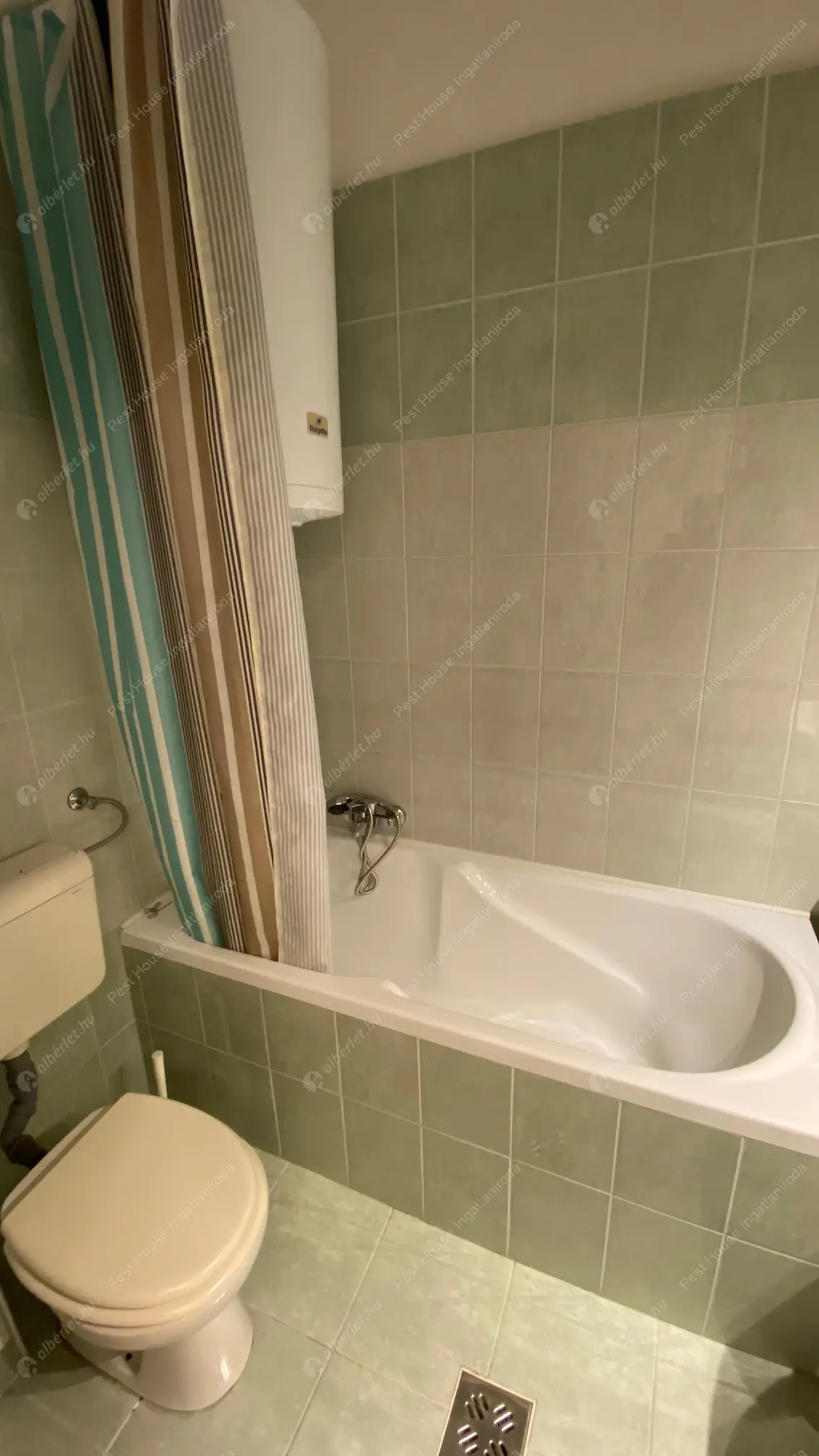 Kiadó albérlet 170000 Ft/hó áron: Budapest, I. kerület  Attila út. Mérete: 27 nm, 1 szobás | Alberlet.hu - 6580409