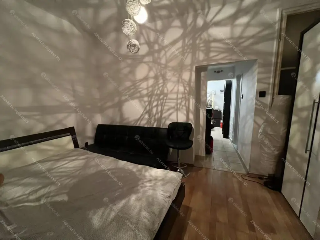 Kiadó albérlet 169000 Ft/hó áron: Budapest, I. kerület  Attila út. Mérete: 28 nm, 1 szobás | Alberlet.hu - 6664473