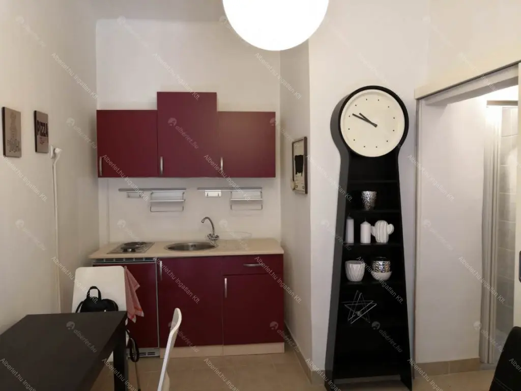 Kiadó albérlet 169000 Ft/hó áron: Budapest, I. kerület  Attila út. Mérete: 28 nm, 1 szobás | Alberlet.hu - 6664475