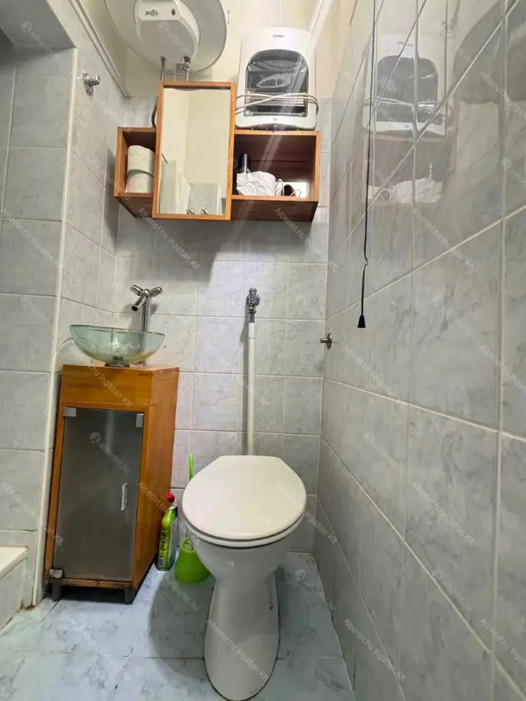 Kiadó albérlet 177000 Ft/hó áron: Budapest, I. kerület  Attila út. Mérete: 28 nm, 1 szobás | Alberlet.hu - 6666532