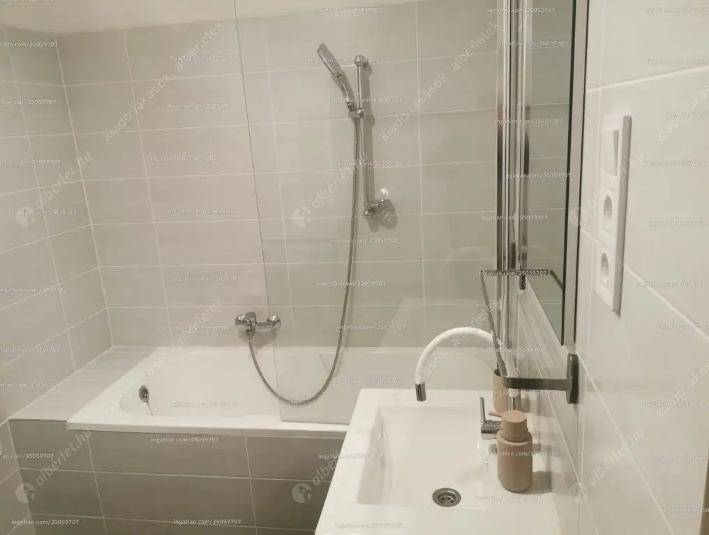 Kiadó albérlet 250000 Ft/hó áron: Budapest, I. kerület  Attila út. Mérete: 39 nm, 1 szobás | Alberlet.hu - 6634598