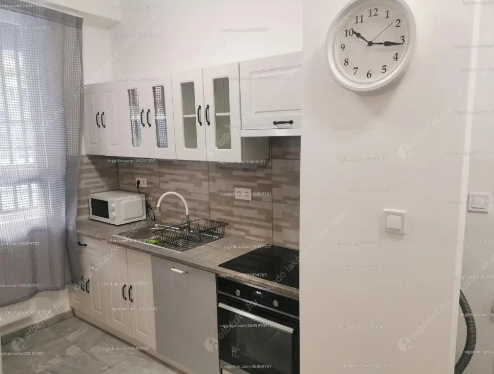 Kiadó albérlet 250000 Ft/hó áron: Budapest, I. kerület  Attila út. Mérete: 39 nm, 1 szobás | Alberlet.hu - 6634602