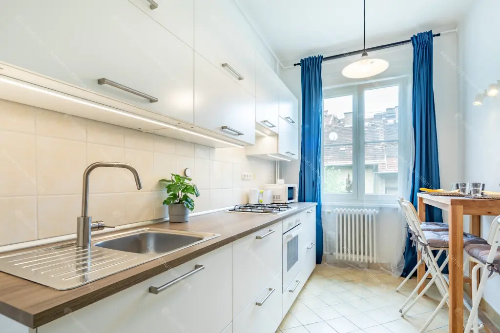 Kiadó albérlet 250000 Ft/hó áron: Budapest, I. kerület  Attila út. Mérete: 40 nm, 1 szobás | Alberlet.hu - 6645291