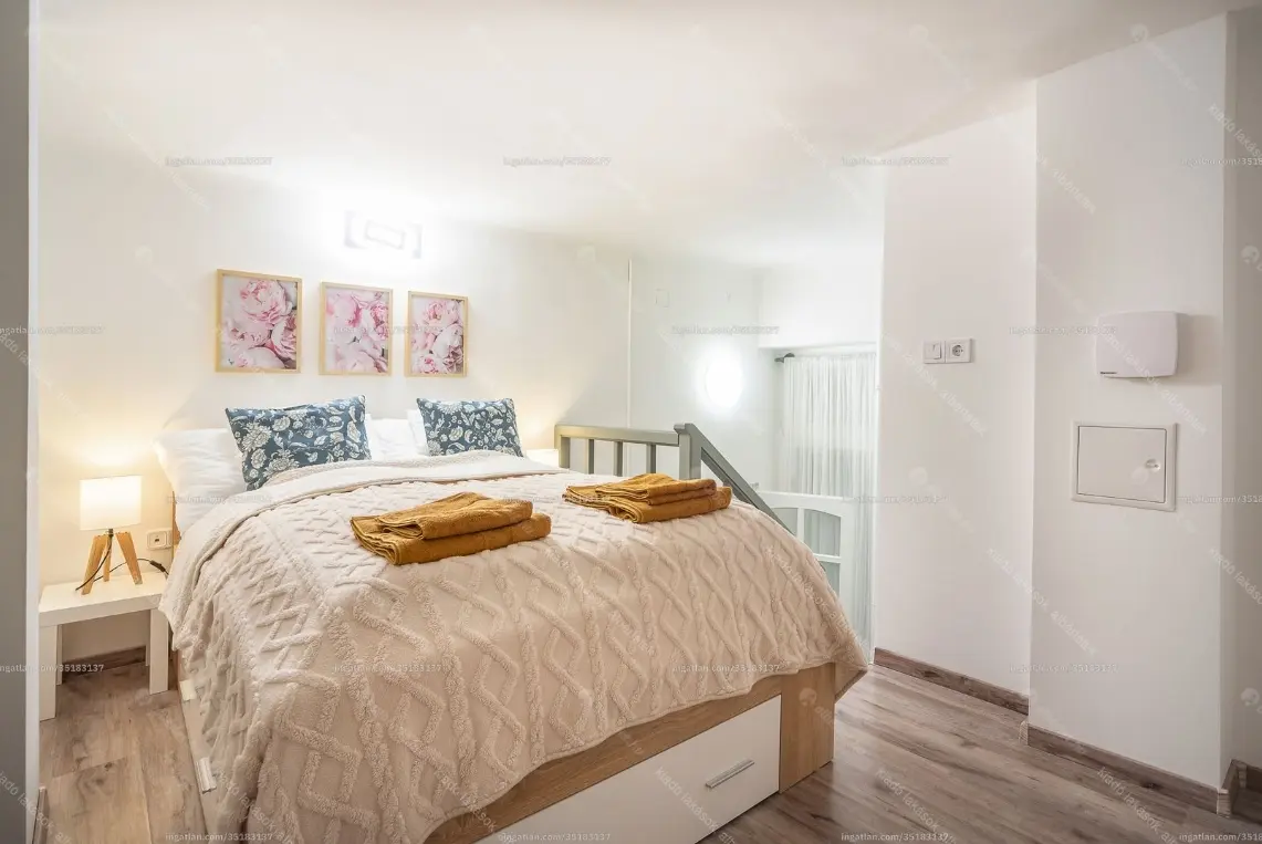 Kiadó albérlet 275000 Ft/hó áron: Budapest, I. kerület  Attila út. Mérete: 46 nm, 2 szobás | Alberlet.hu - 6640419