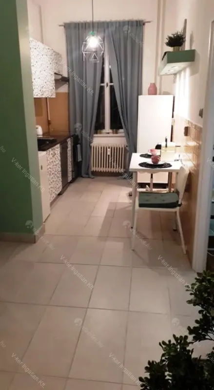 Kiadó albérlet 320000 Ft/hó áron: Budapest, I. kerület  Attila út. Mérete: 52 nm, 2 szobás | Alberlet.hu - 6668072