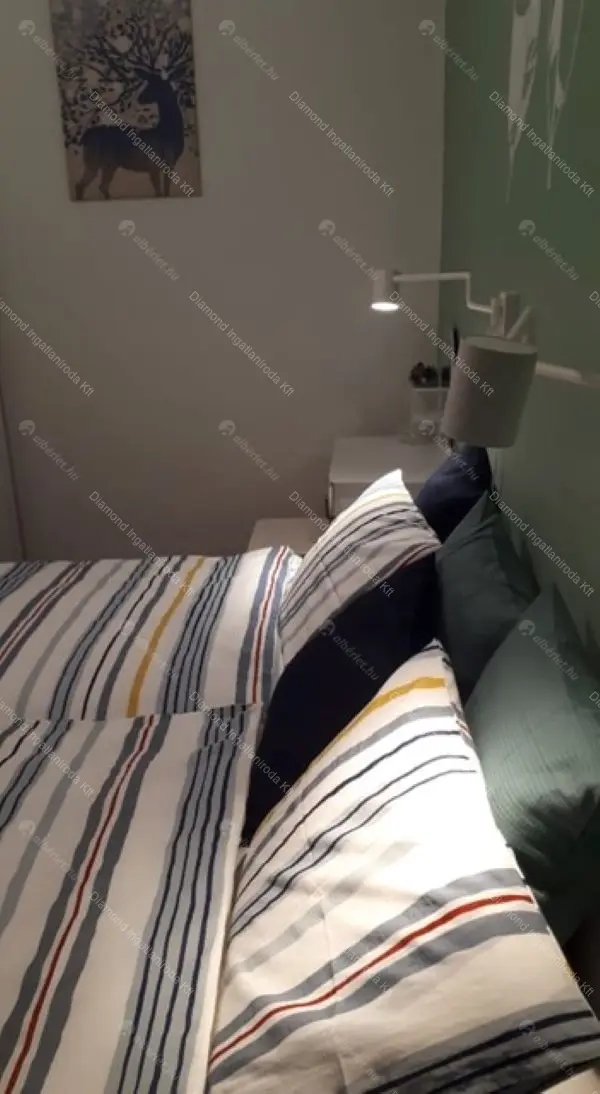 Kiadó albérlet 340000 Ft/hó áron: Budapest, I. kerület  Attila út. Mérete: 52 nm, 2 szobás | Alberlet.hu - 6659378