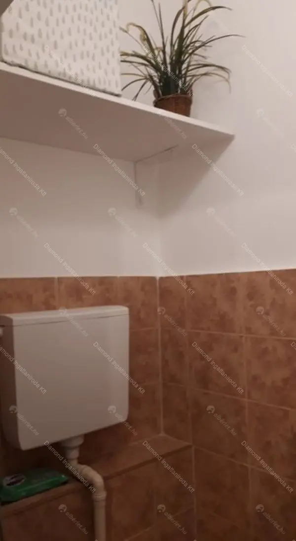 Kiadó albérlet 340000 Ft/hó áron: Budapest, I. kerület  Attila út. Mérete: 52 nm, 2 szobás | Alberlet.hu - 6659391