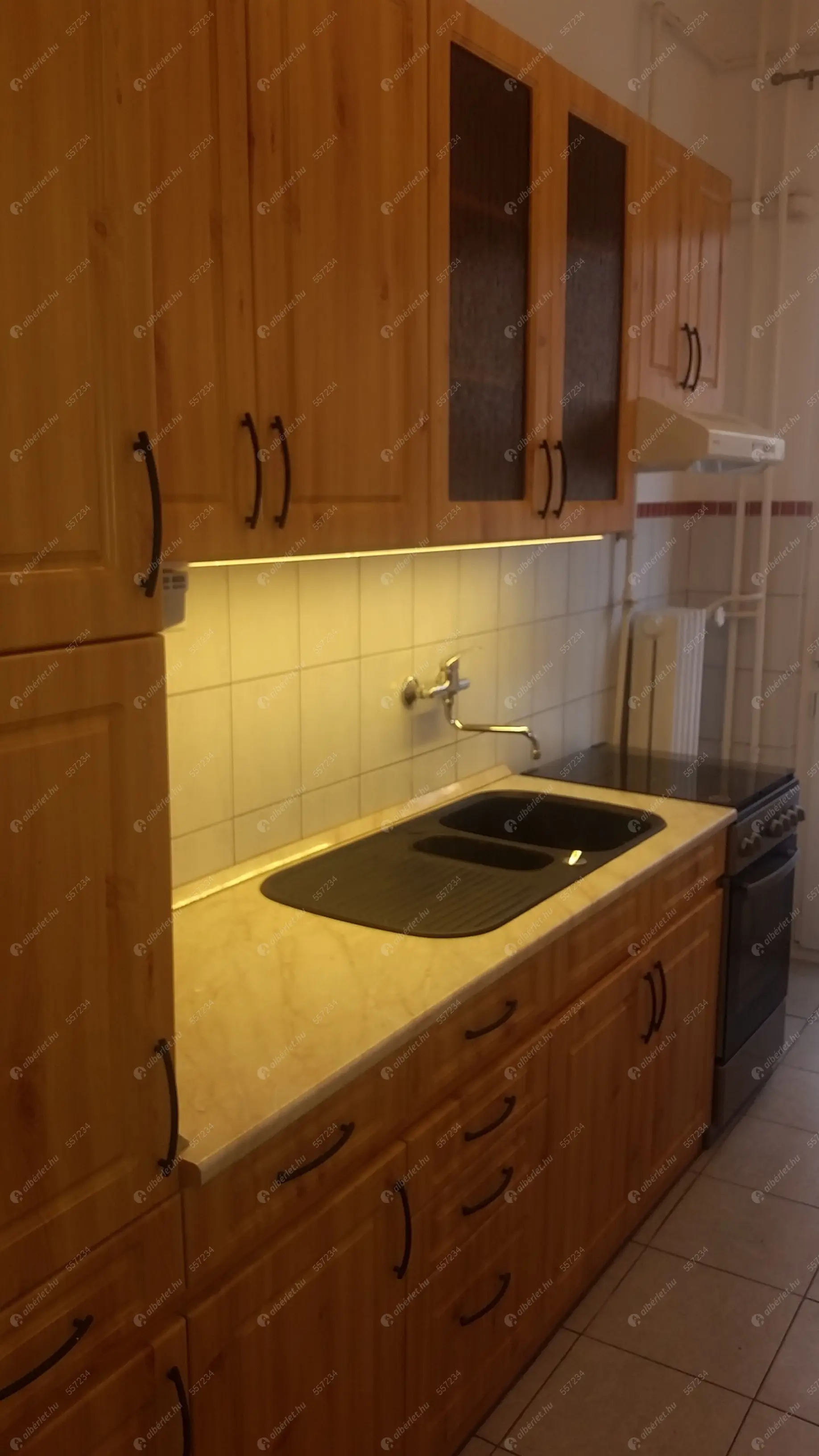 Kiadó albérlet 315000 Ft/hó áron: Budapest, I. kerület  Attila út. Mérete: 60 nm, 2 szobás | Alberlet.hu - 6579075