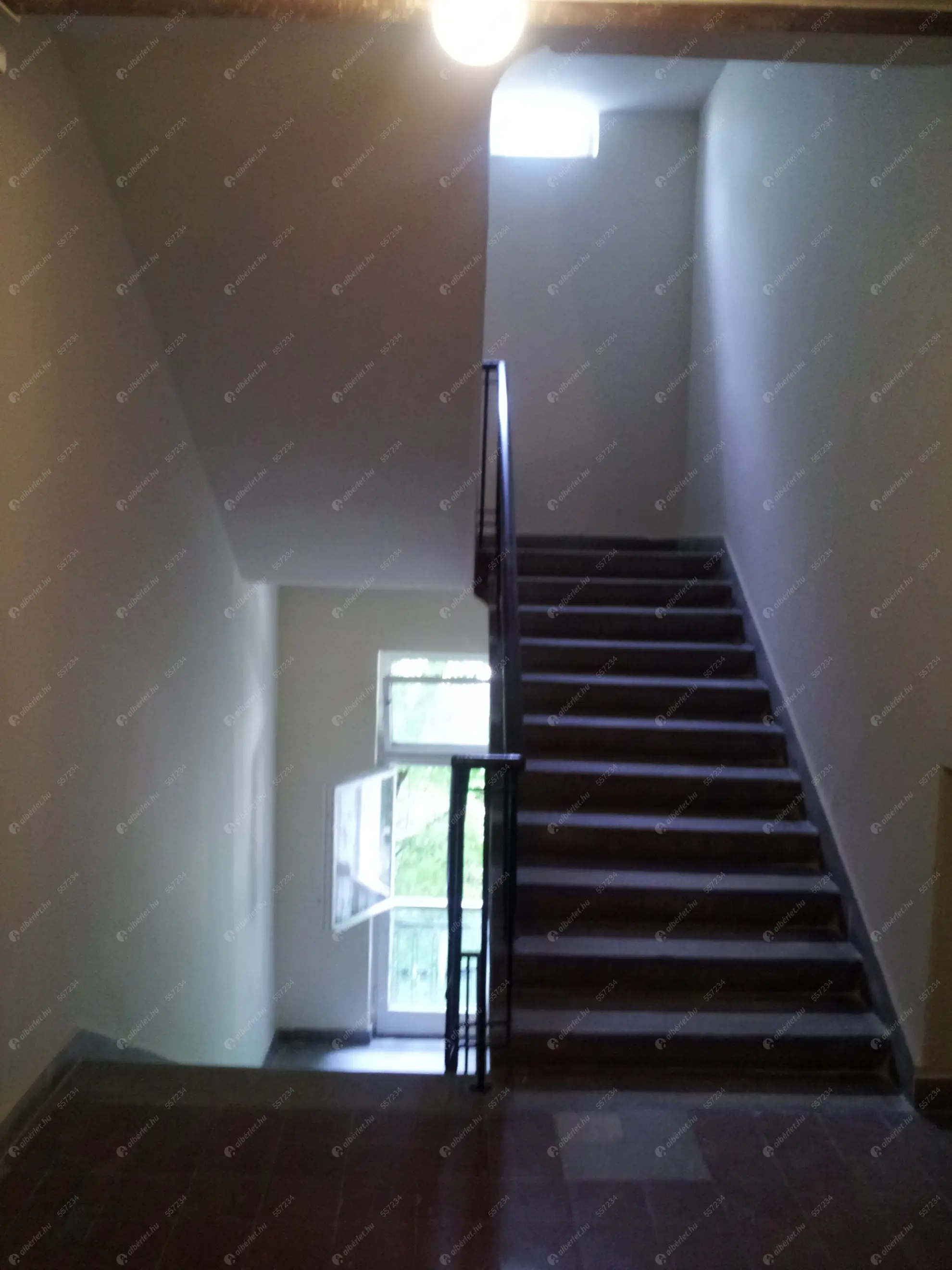 Kiadó albérlet 315000 Ft/hó áron: Budapest, I. kerület  Attila út. Mérete: 60 nm, 2 szobás | Alberlet.hu - 6579358