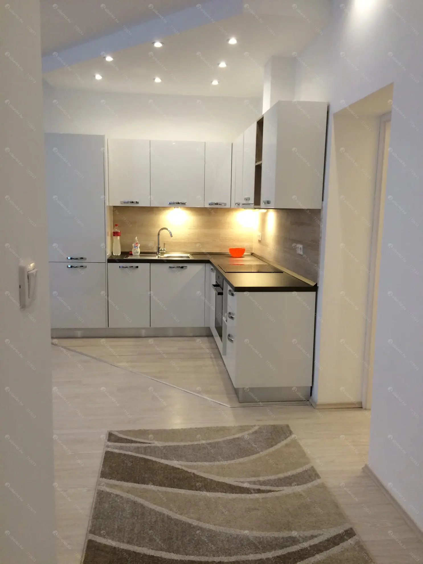 Kiadó albérlet 320000 Ft/hó áron: Budapest, I. kerület  Attila út. Mérete: 60 nm, 3 szobás | Alberlet.hu - 6613991