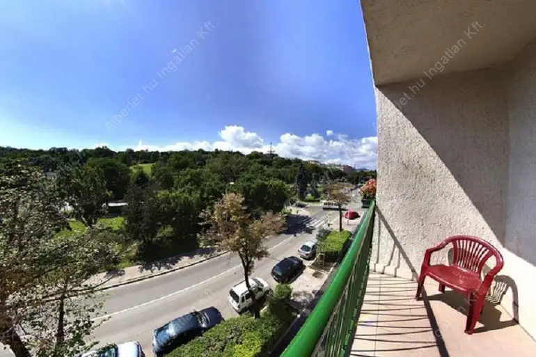 Kiadó albérlet 280000 Ft/hó áron: Budapest, I. kerület  Attila út. Mérete: 64 nm, 2 szobás | Alberlet.hu - 6111777