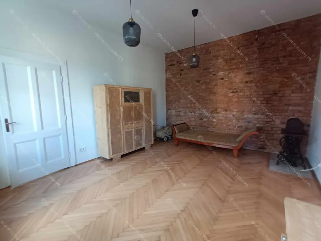 Kiadó albérlet 355000 Ft/hó áron: Budapest, I. kerület  Attila út. Mérete: 72 nm, 3 szobás | Alberlet.hu - 6109650