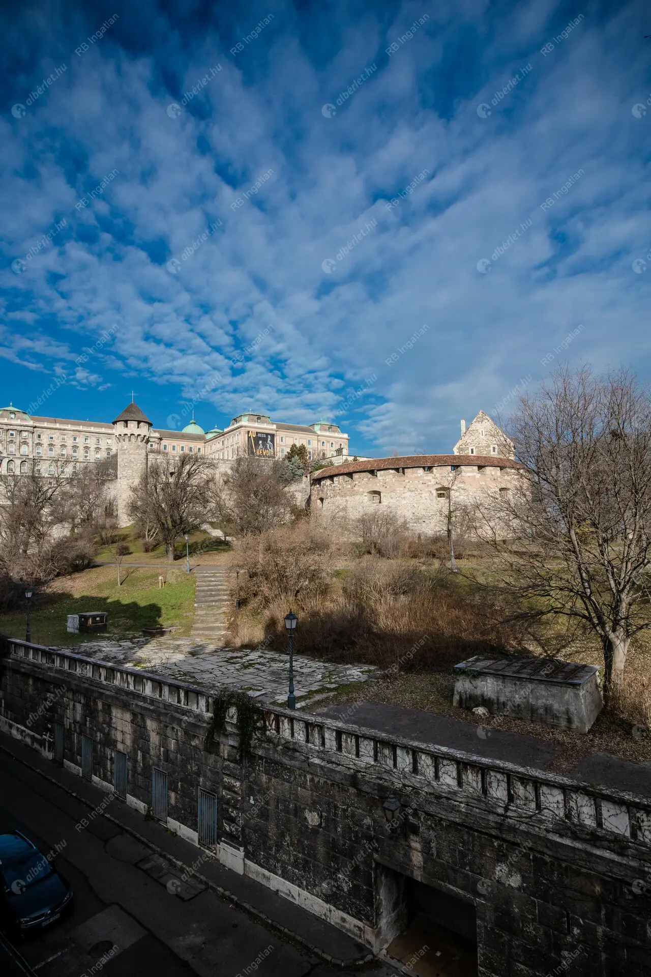 Kiadó albérlet 800000 Ft/hó áron: Budapest, I. kerület  Attila út. Mérete: 79 nm, 4 szobás | Alberlet.hu - 6231379
