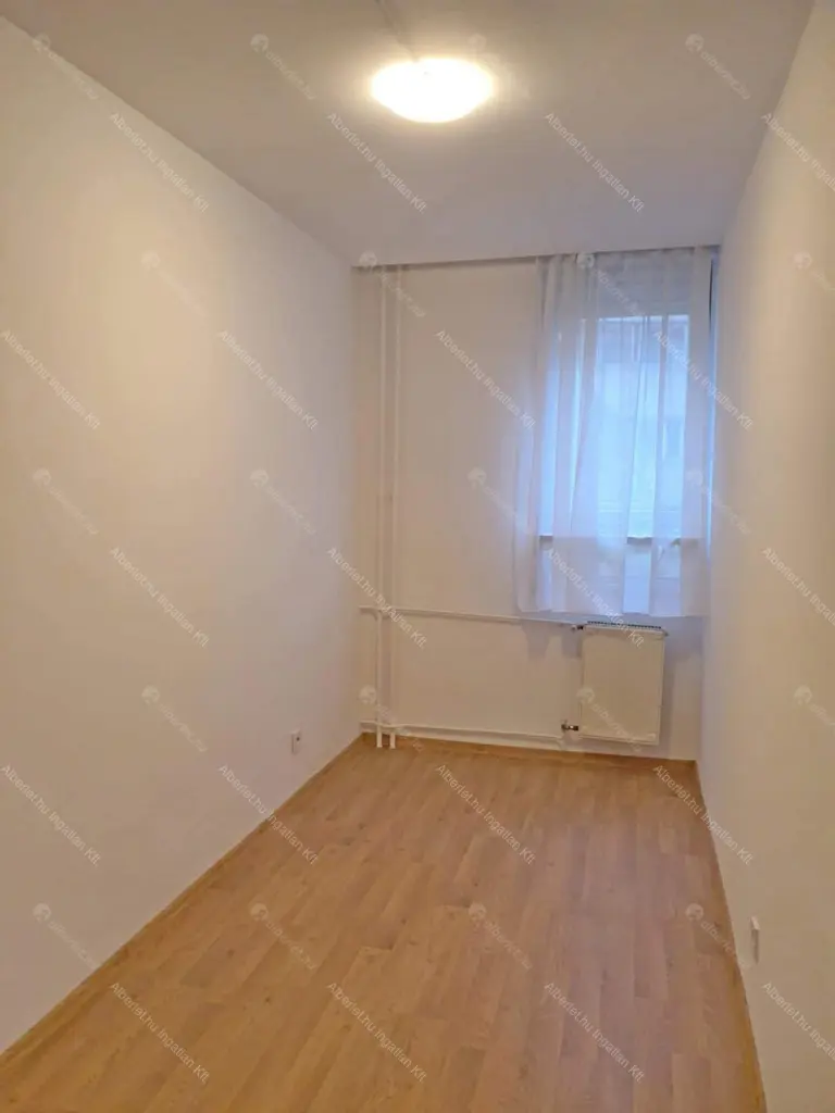 Kiadó albérlet 470000 Ft/hó áron: Budapest, I. kerület  Attila út. Mérete: 80 nm, 4 szobás | Alberlet.hu - 6689228