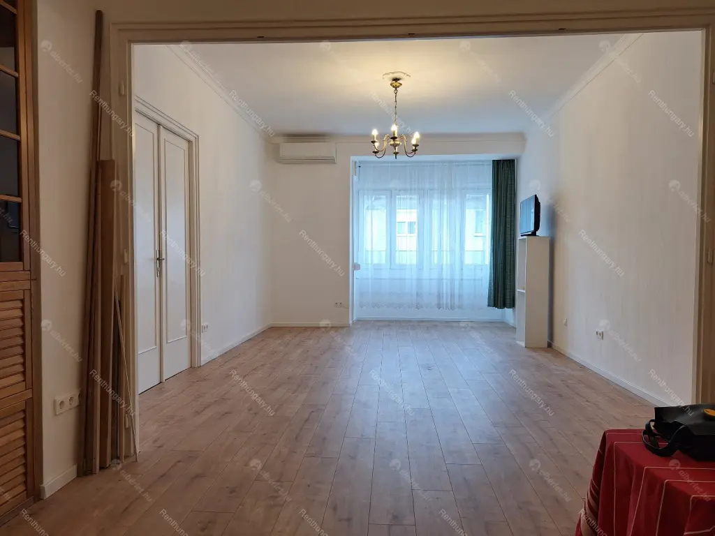 Kiadó albérlet 330000 Ft/hó áron: Budapest, I. kerület  Attila út. Mérete: 83 nm, 2 szobás | Alberlet.hu - 6672128