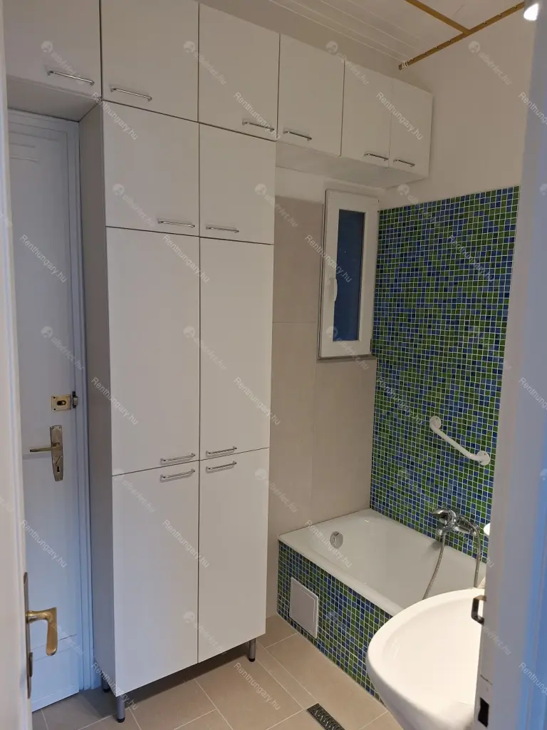 Kiadó albérlet 330000 Ft/hó áron: Budapest, I. kerület  Attila út. Mérete: 83 nm, 2 szobás | Alberlet.hu - 6672135