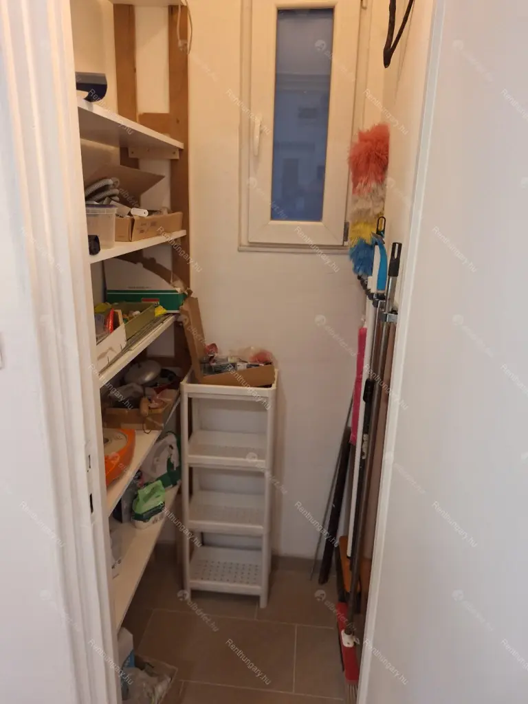 Kiadó albérlet 330000 Ft/hó áron: Budapest, I. kerület  Attila út. Mérete: 83 nm, 2 szobás | Alberlet.hu - 6672142