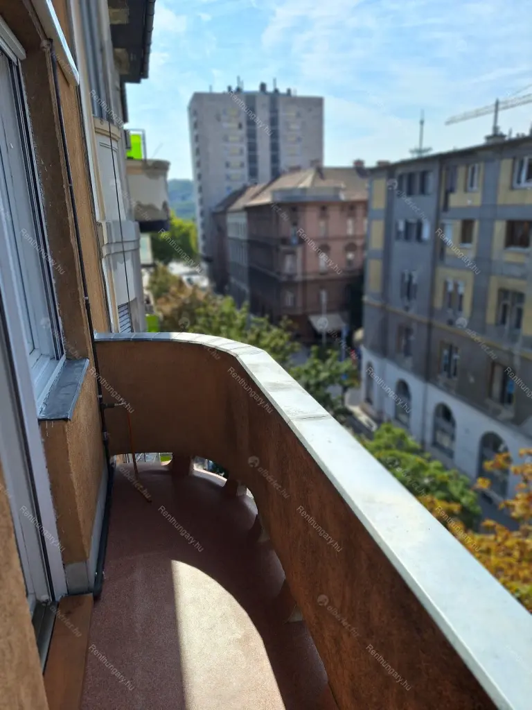 Kiadó albérlet 330000 Ft/hó áron: Budapest, I. kerület  Attila út. Mérete: 83 nm, 2 szobás | Alberlet.hu - 6672143