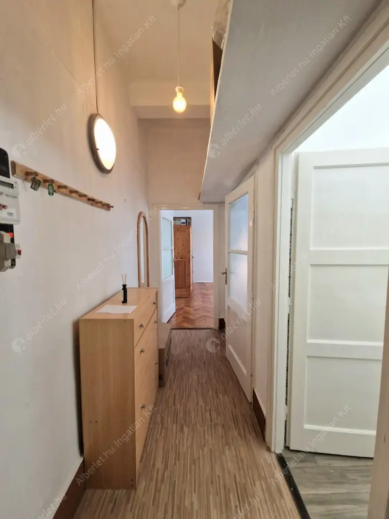 Kiadó albérlet 200000 Ft/hó áron: Budapest, I. kerület  Avar utca. Mérete: 39 nm, 1 szobás | Alberlet.hu - 6578255