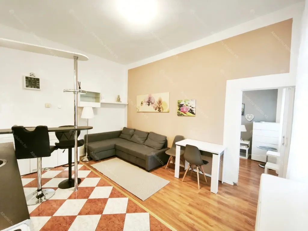 Kiadó albérlet 230000 Ft/hó áron: Budapest, I. kerület  Avar utca. Mérete: 40 nm, 2 szobás | Alberlet.hu - 6685756