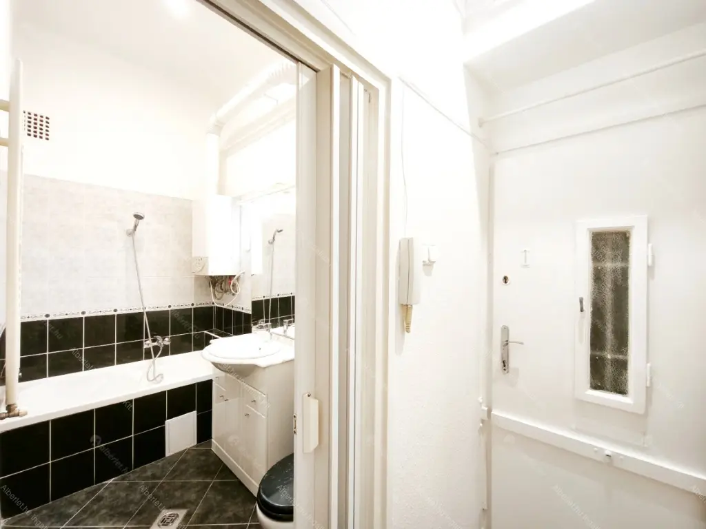 Kiadó albérlet 230000 Ft/hó áron: Budapest, I. kerület  Avar utca. Mérete: 40 nm, 2 szobás | Alberlet.hu - 6685763